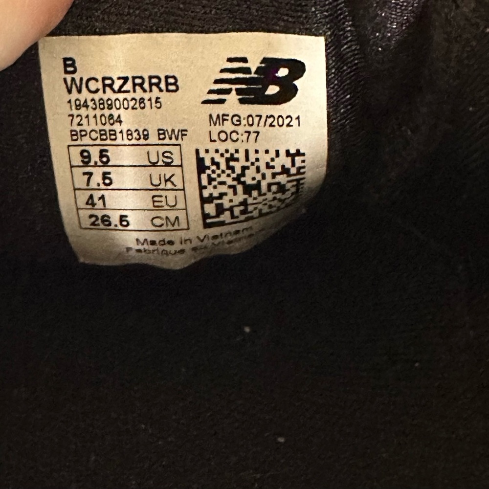 New Balance Fresh Foam Cruz Womens 9.5 Black Running Walking Shoes Sneakers - Picture 5 of 5